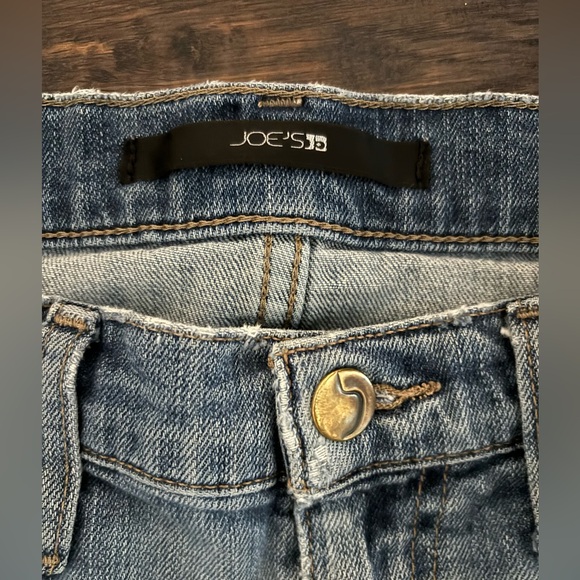 JOE'S JEANS Jean Shorts - Picture 3 of 5